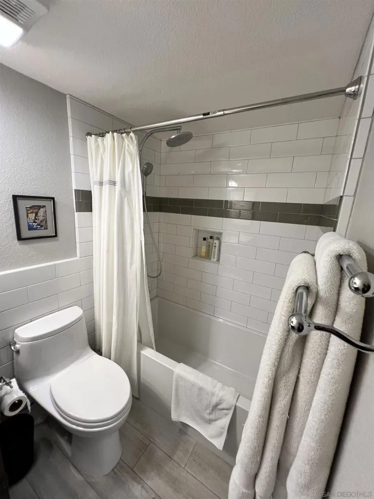 7757 Eads #B4 La Jolla, CA 92037
