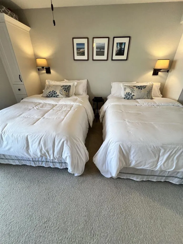 7757 Eads #B4 La Jolla, CA 92037