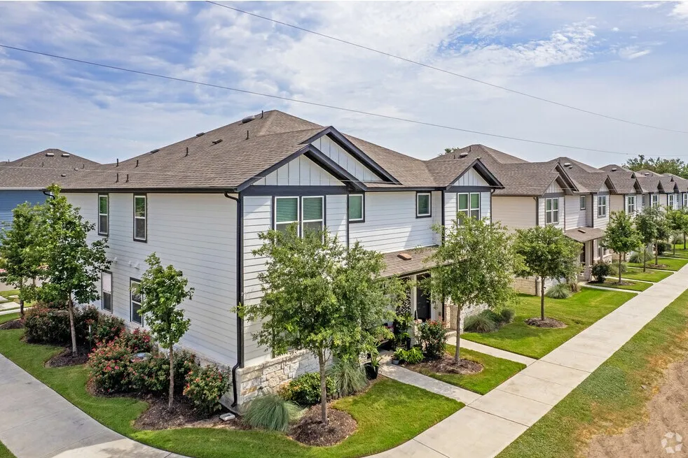 705 Horseshoe Drive #1702 Leander, TX 78641