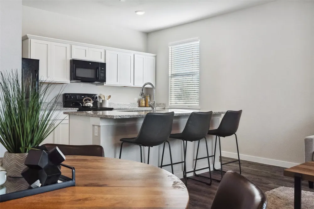 705 Horseshoe Drive #1702 Leander, TX 78641