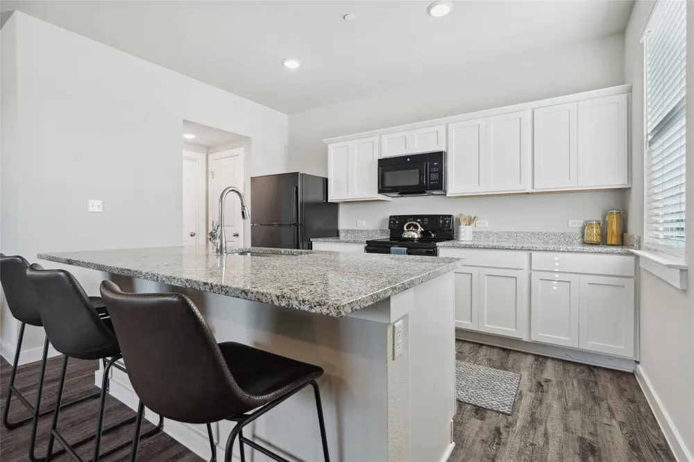 705 Horseshoe Drive #1702 Leander, TX 78641
