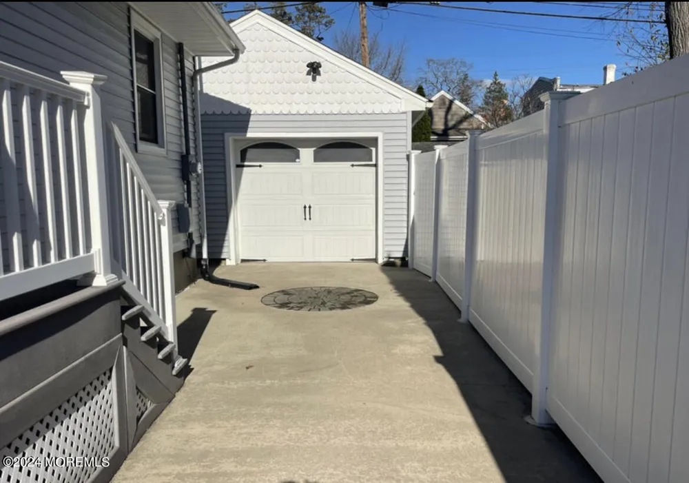 509 Laurel Avenue Allenhurst, NJ 07711