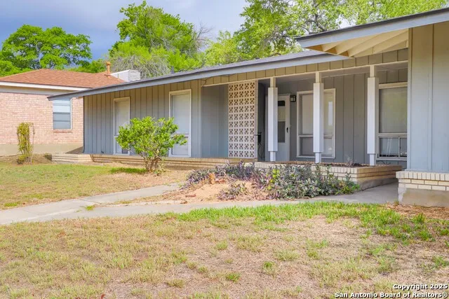 117 Brettonwood Drive