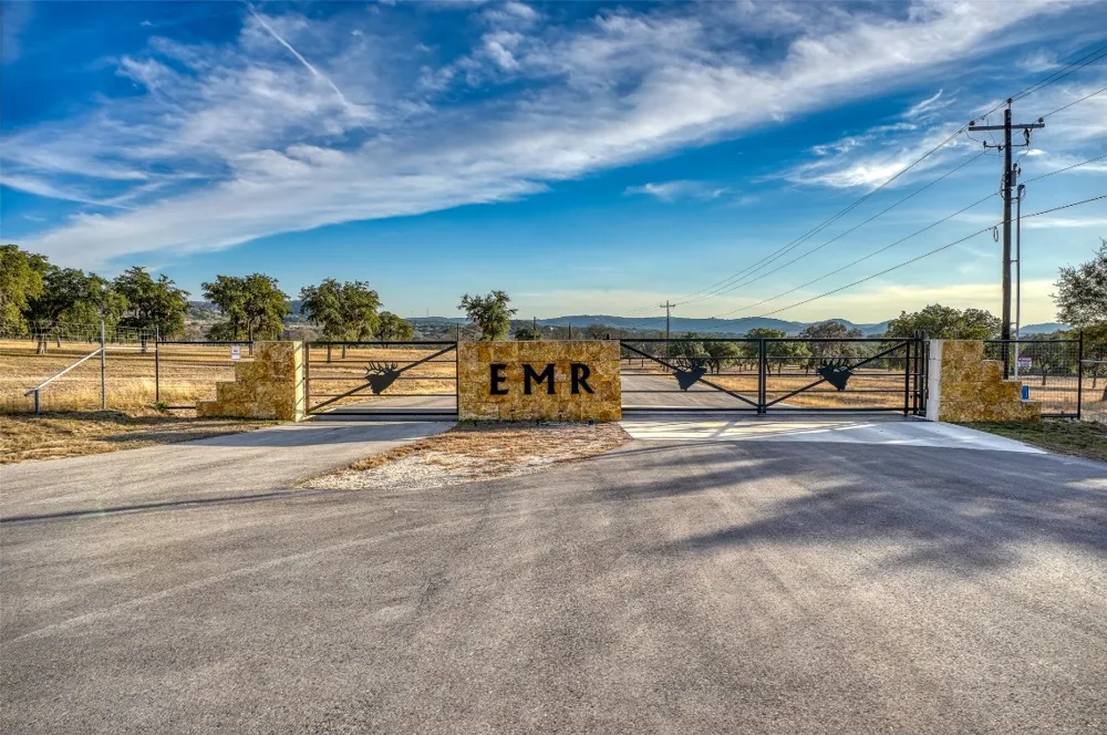 470 Blackbuck Trail Road #46, 47 Pipe Creek, TX 78063