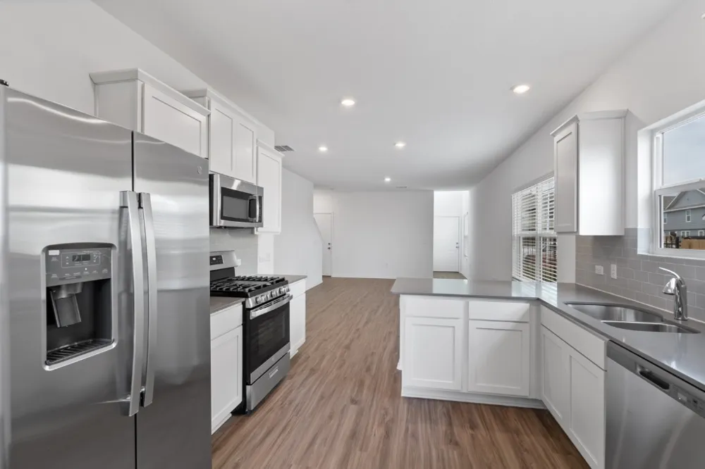 7229 Spotted Leaf Way