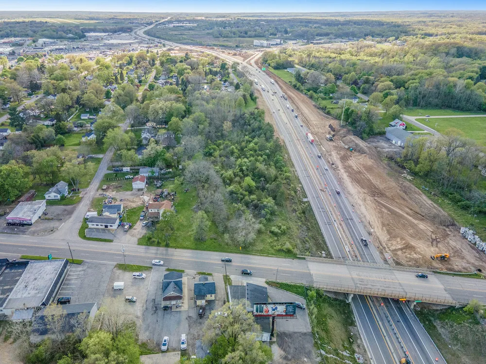 Lansing Avenue Jackson, MI 49202