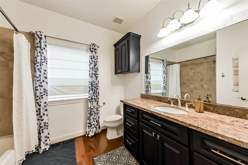 3100 Massengale Lane Webster, TX 77598
