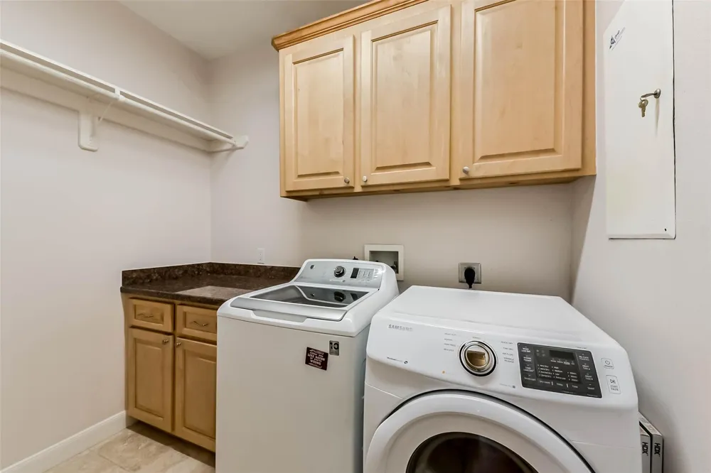 3100 Massengale Lane Webster, TX 77598