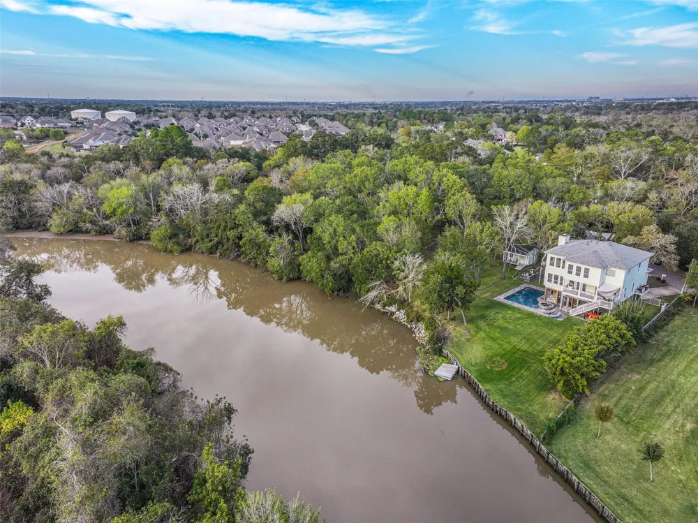 3100 Massengale Lane Webster, TX 77598