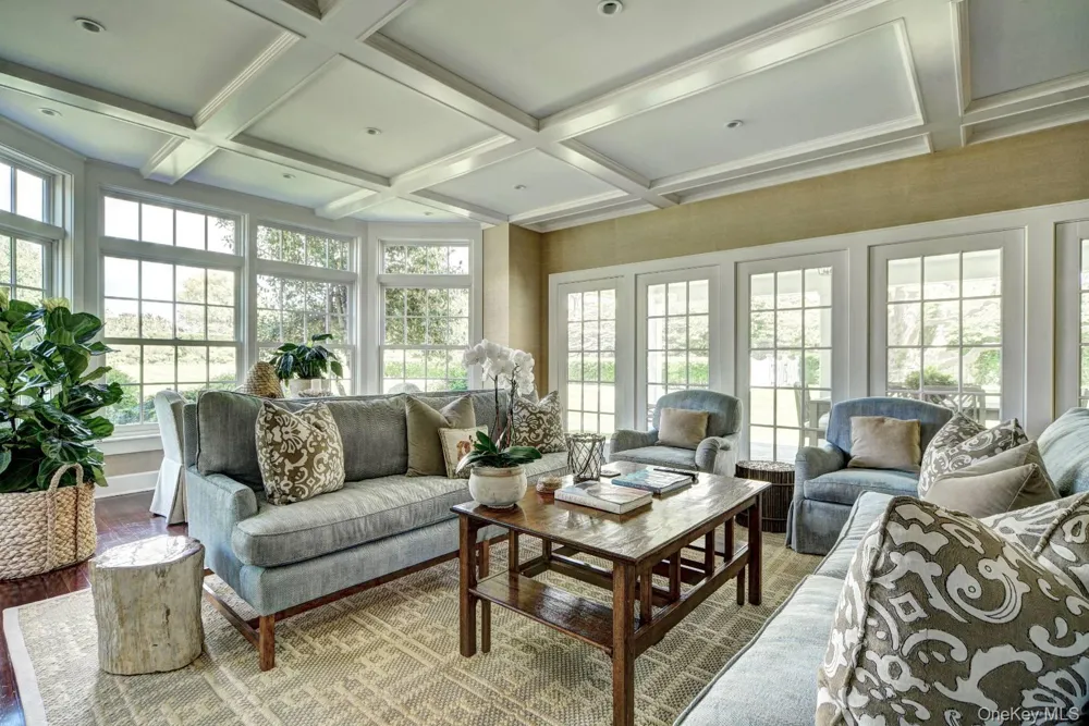 10 Jones Road East Hampton, NY 11937