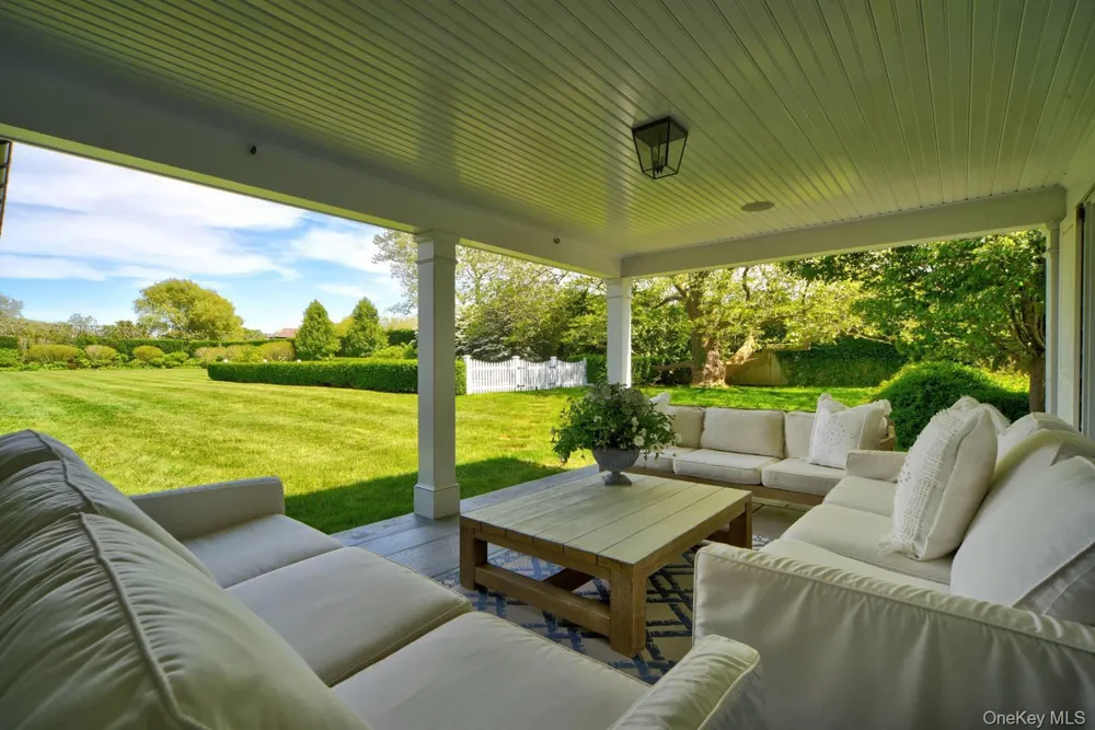 10 Jones Road East Hampton, NY 11937