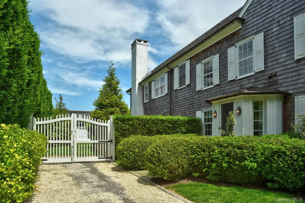 10 Jones Road East Hampton, NY 11937