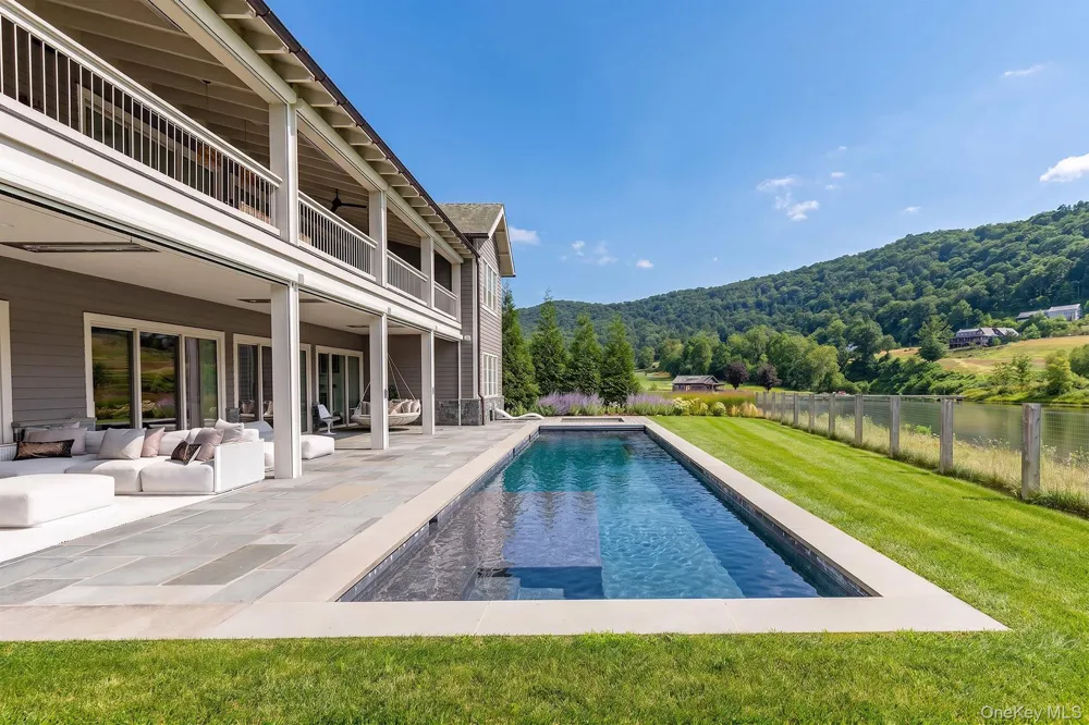 292 Wood Duck Road Amenia, NY 12501