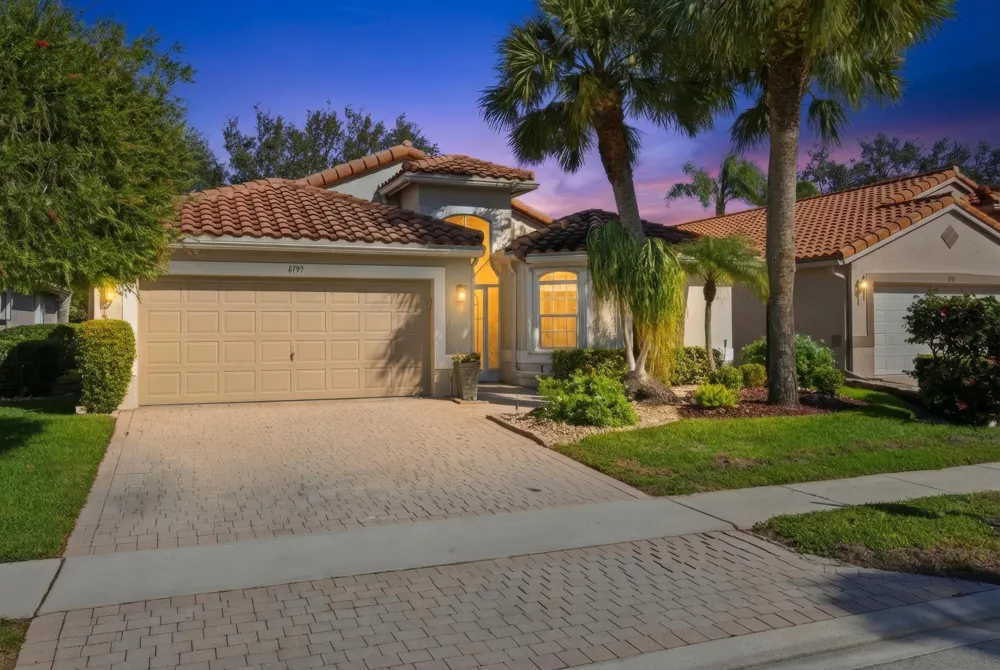 6797 Castlemaine Avenue