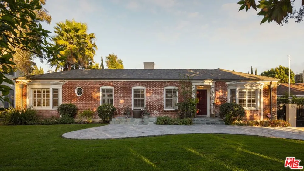 632 S Arden Boulevard