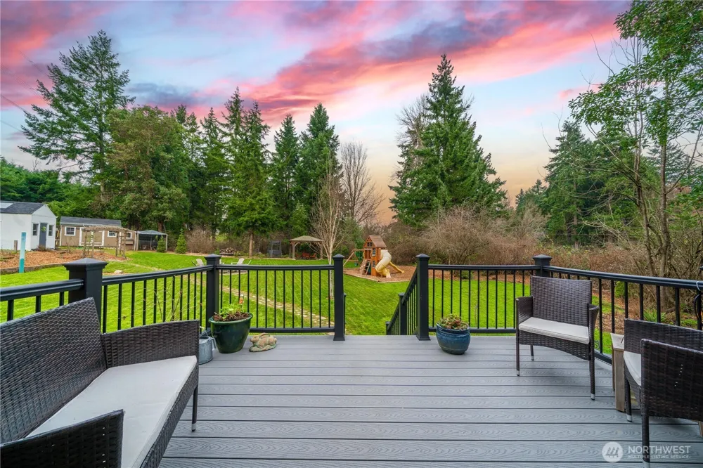 5901 45th Avenue Ct E