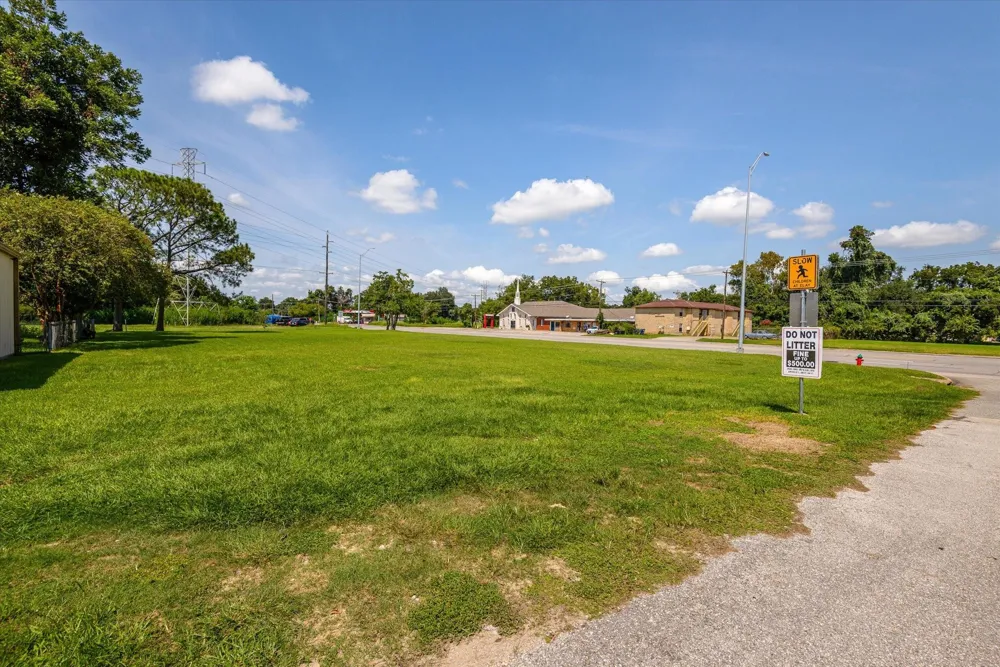Texas Avenue La Marque, TX 77568