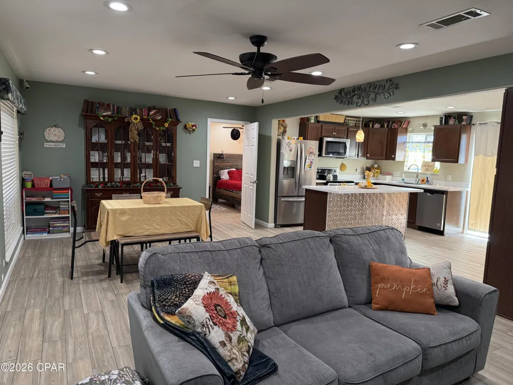 4299 Still Lane Marianna, FL 32448