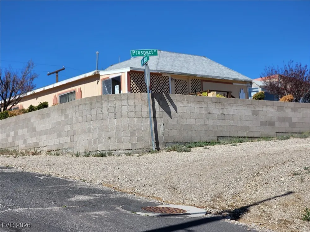 383 S Prospect Street Tonopah, NV 89049