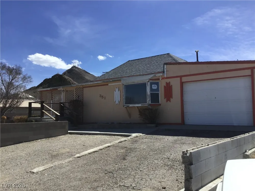 383 S Prospect Street Tonopah, NV 89049