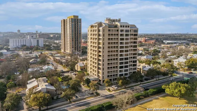 4001 N. New Braunfels #APT 1206A