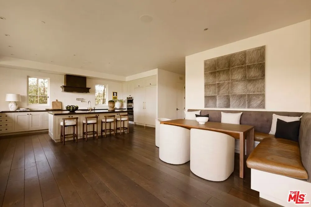1319 Amalfi Drive Pacific Palisades, CA 90272