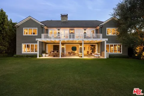 1319 Amalfi Drive