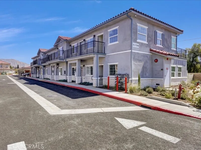 23780 Hemlock Avenue Moreno Valley, CA 92557