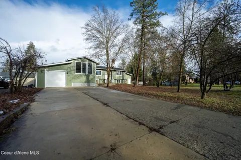 11448 W Meadowview Lane