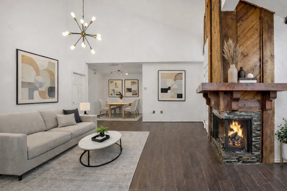 9600 Royal Lane #201