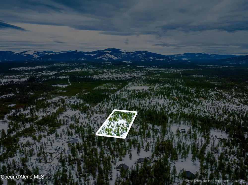 78 WYATT LANE Spirit Lake, ID 83869