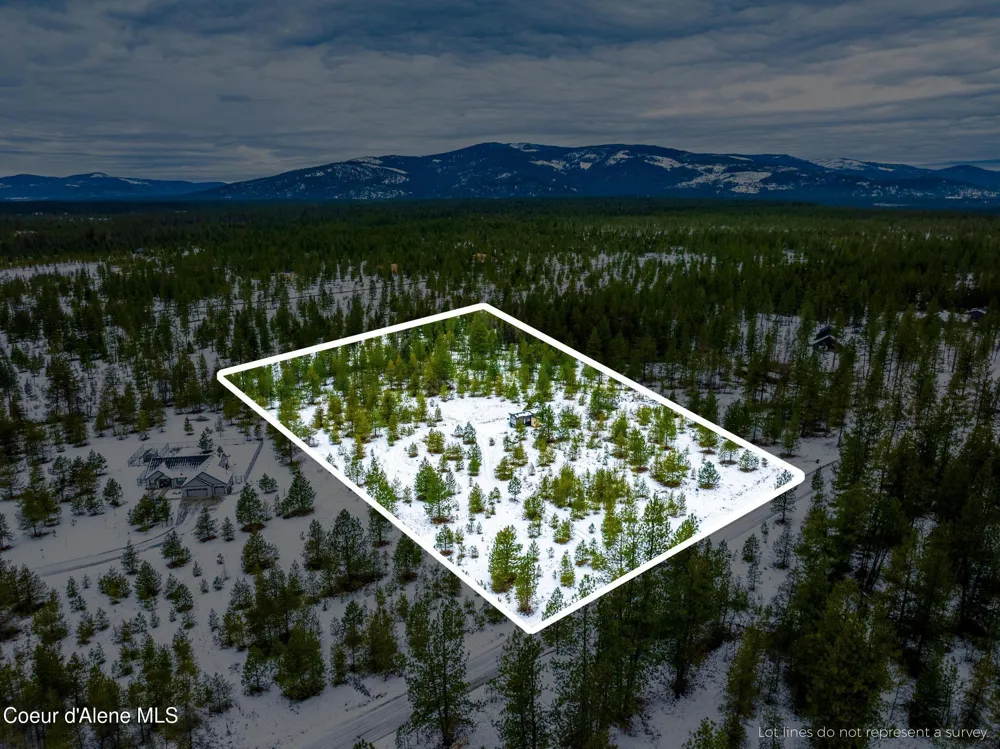 78 WYATT LANE Spirit Lake, ID 83869