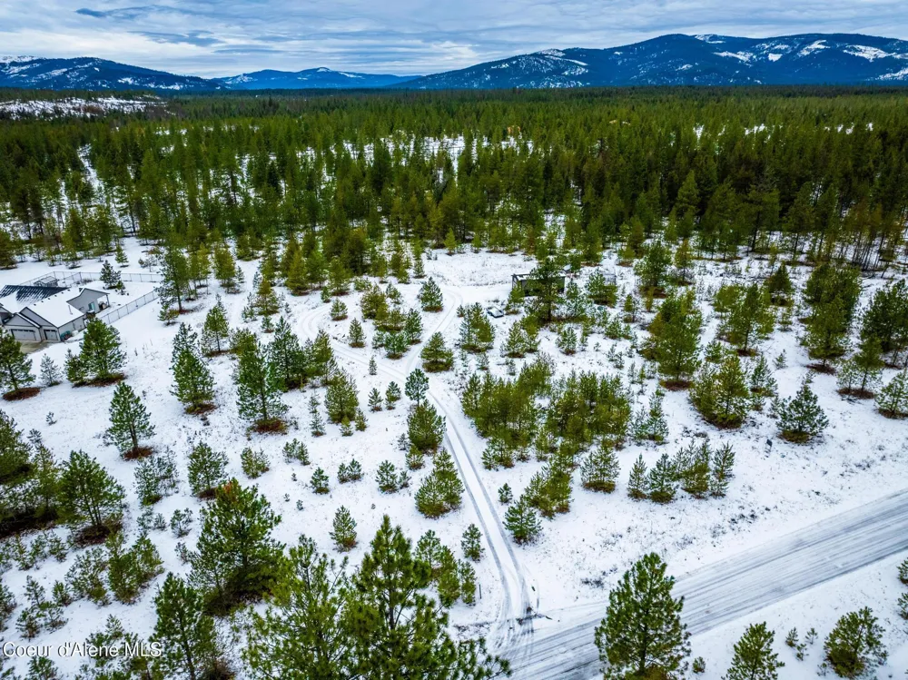 78 WYATT LANE Spirit Lake, ID 83869