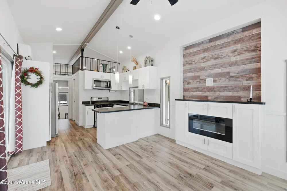 78 WYATT LANE Spirit Lake, ID 83869