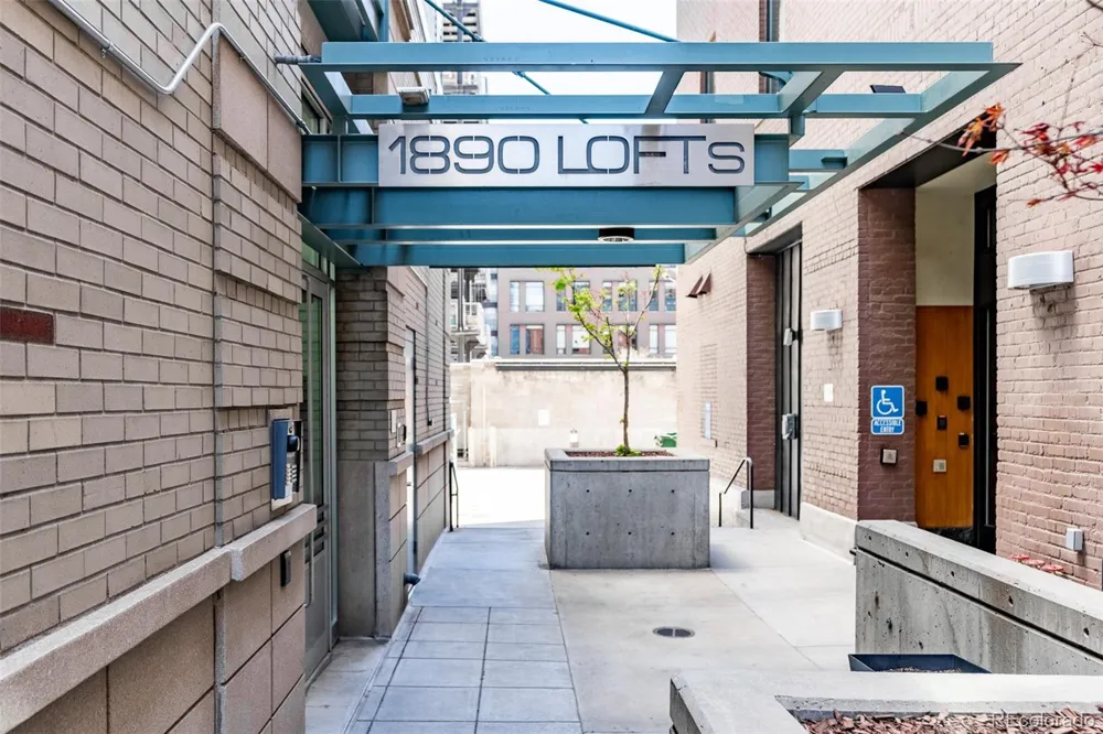 1890 Wynkoop Street #604