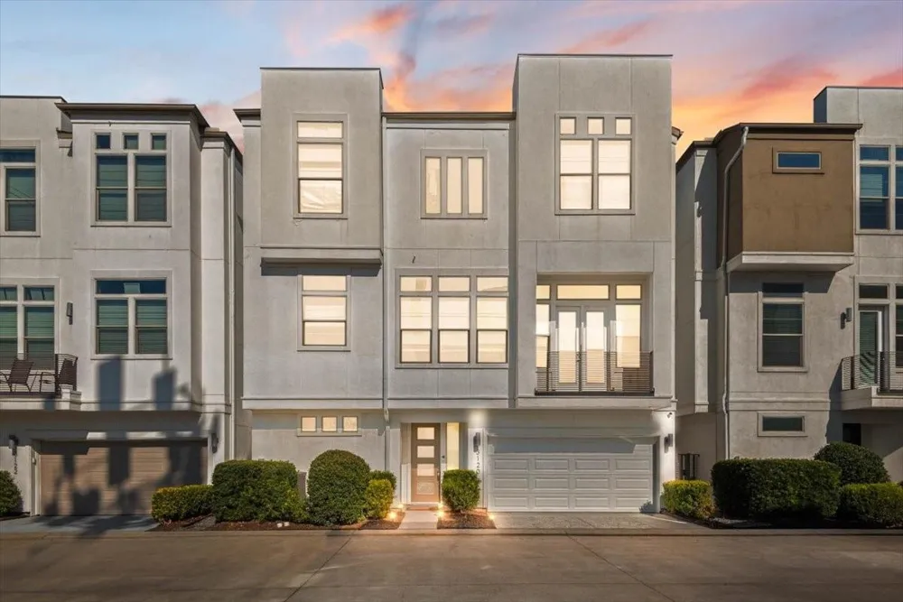 3120 Mitchell Landing Court