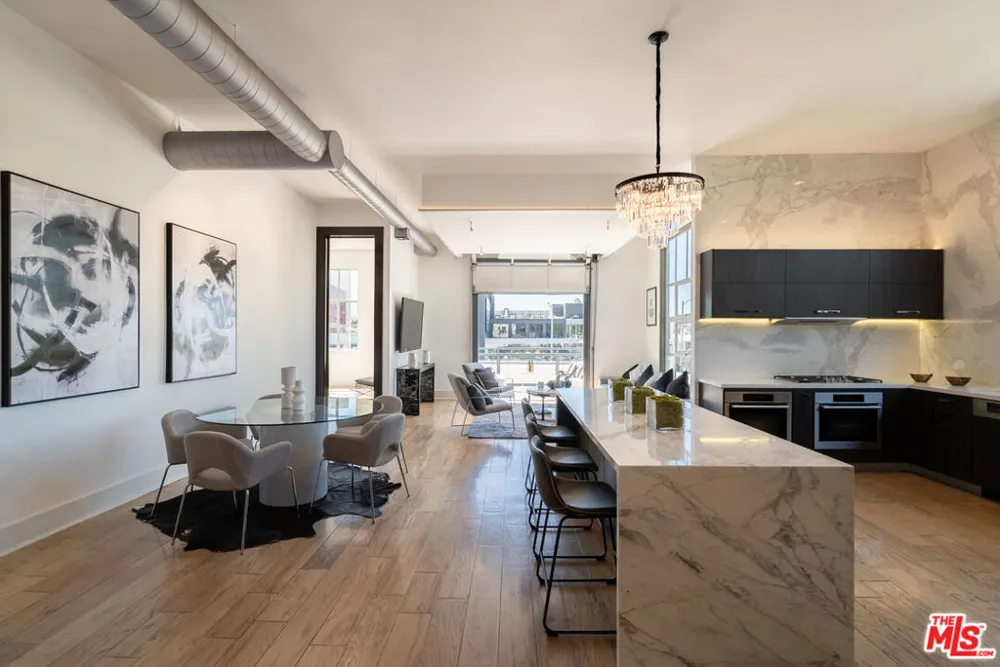 710 Orlando Avenue #201