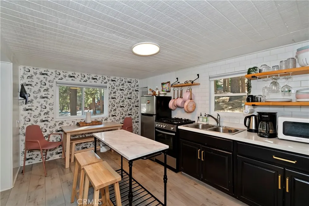 33353 Yukon Drive Green Valley Lake, CA 92341