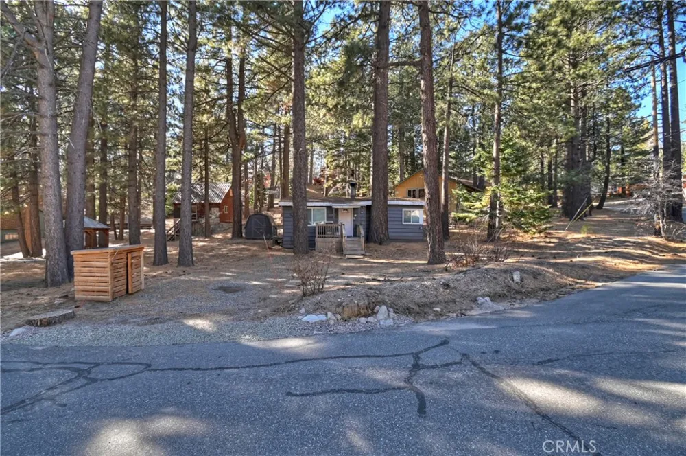 33353 Yukon Drive Green Valley Lake, CA 92341