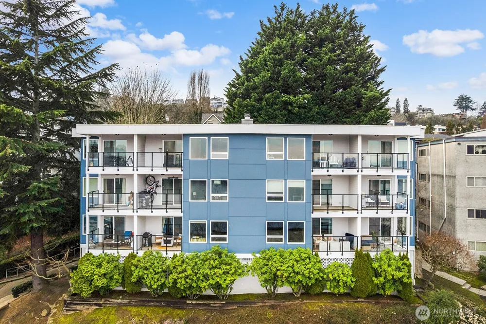 2401 8th Avenue #202