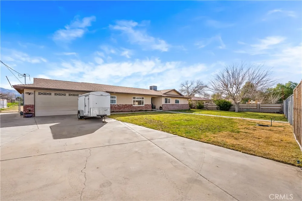 8954 E Avenue T14 Littlerock, CA 93543