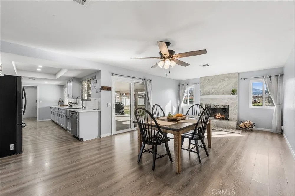 8954 E Avenue T14 Littlerock, CA 93543