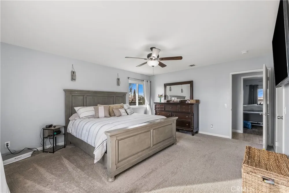 8954 E Avenue T14 Littlerock, CA 93543