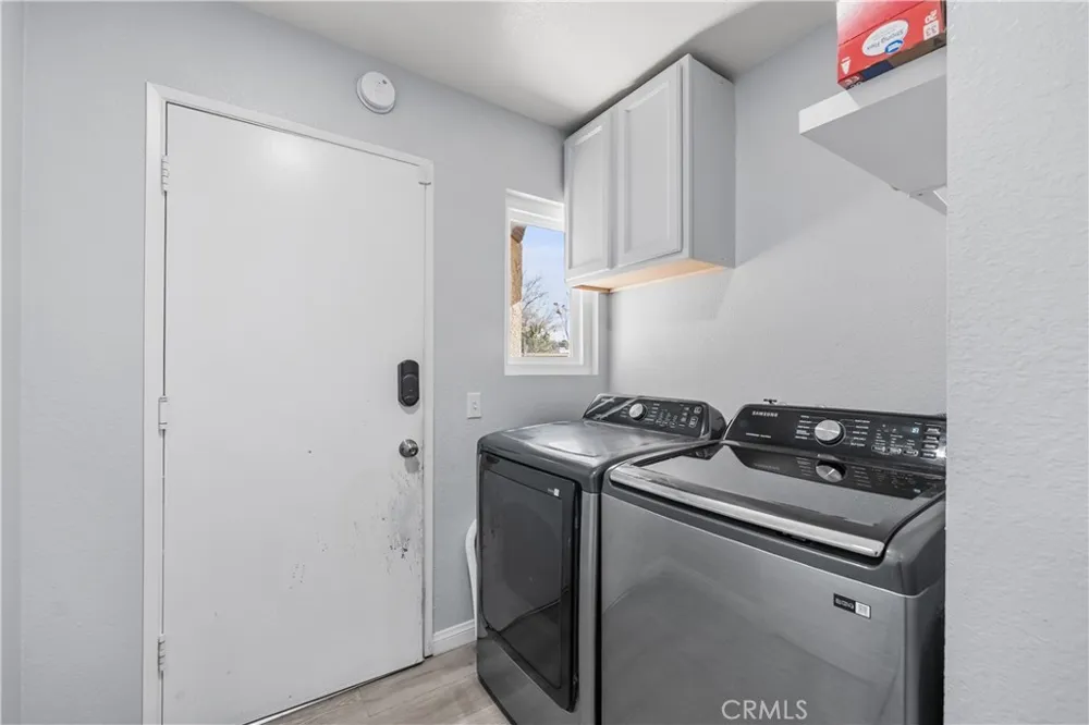 8954 E Avenue T14 Littlerock, CA 93543