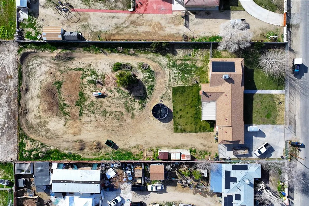8954 E Avenue T14 Littlerock, CA 93543