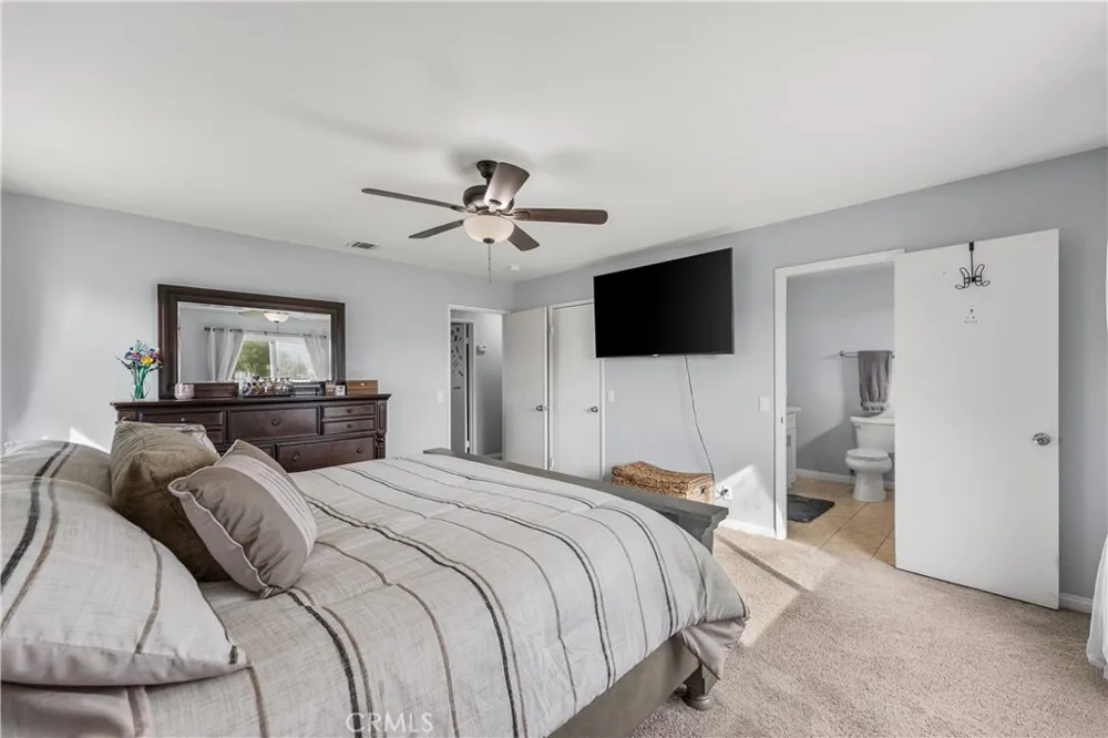 8954 E Avenue T14 Littlerock, CA 93543
