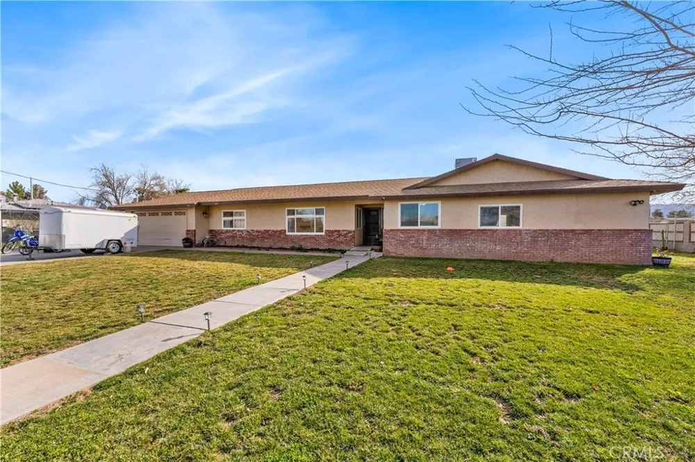 8954 E Avenue T14 Littlerock, CA 93543