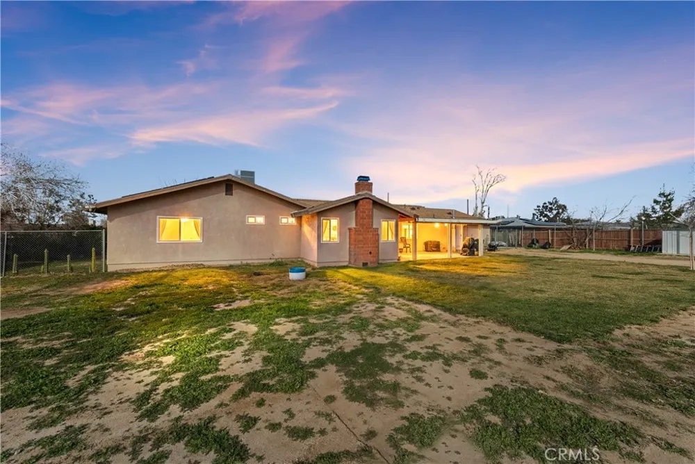 8954 E Avenue T14 Littlerock, CA 93543