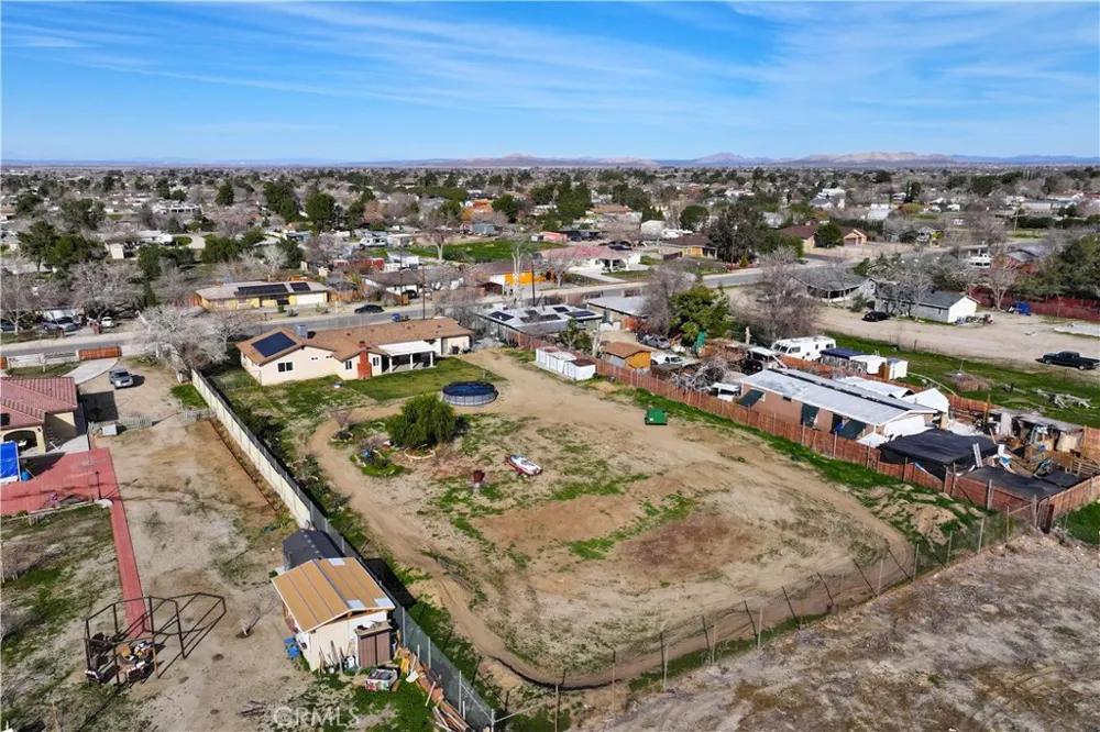 8954 E Avenue T14 Littlerock, CA 93543