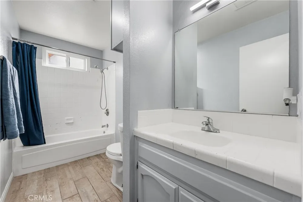 8954 E Avenue T14 Littlerock, CA 93543